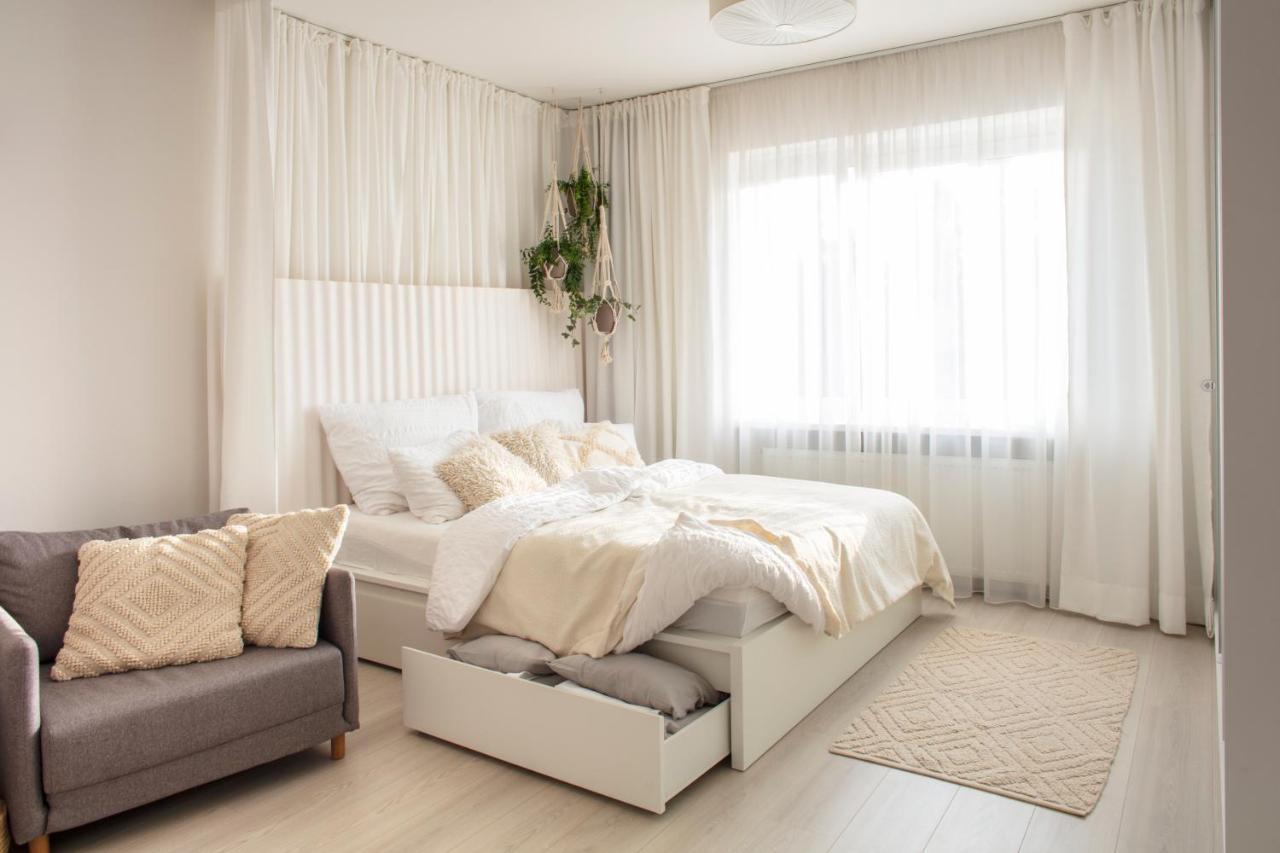 Light Room By Zoom Apartments Bratislava Esterno foto