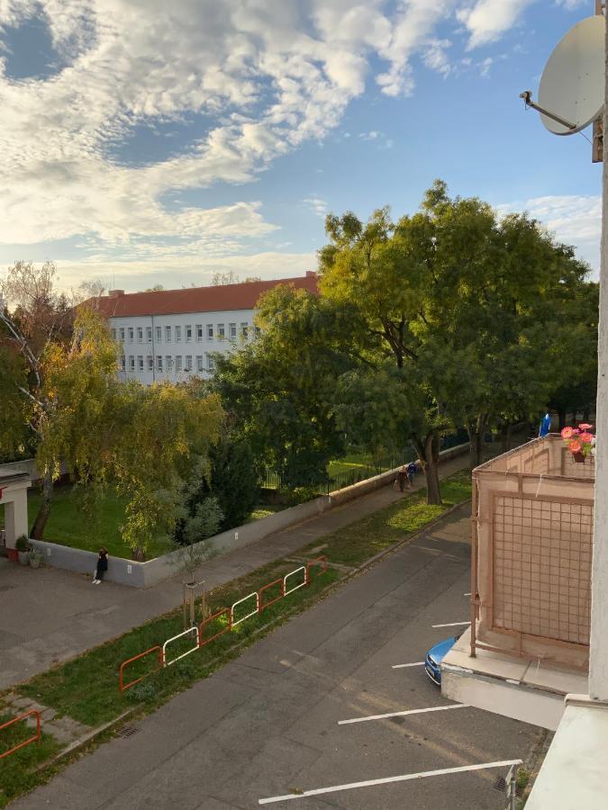 Light Room By Zoom Apartments Bratislava Esterno foto